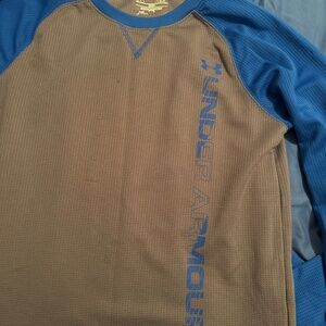 Under Armor YL long sleeve tee